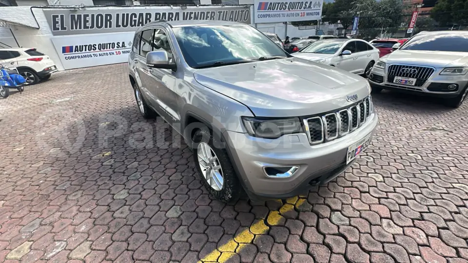Foto 3 de Jeep Cherokee Laredo