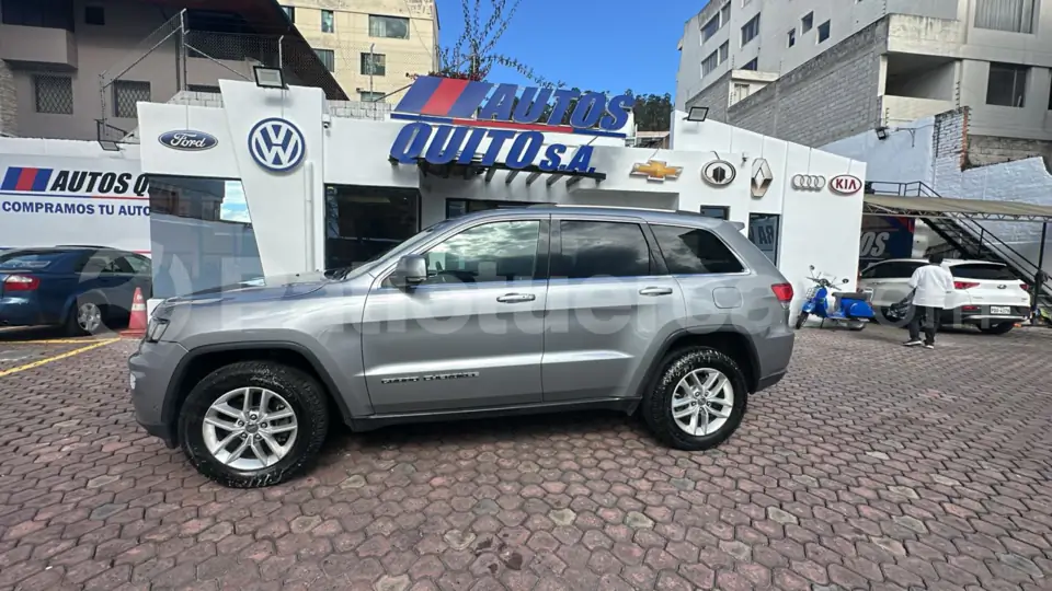 Foto 4 de Jeep Cherokee Laredo