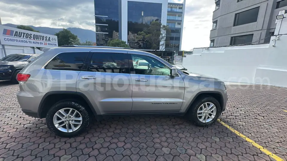 Foto 6 de Jeep Cherokee Laredo
