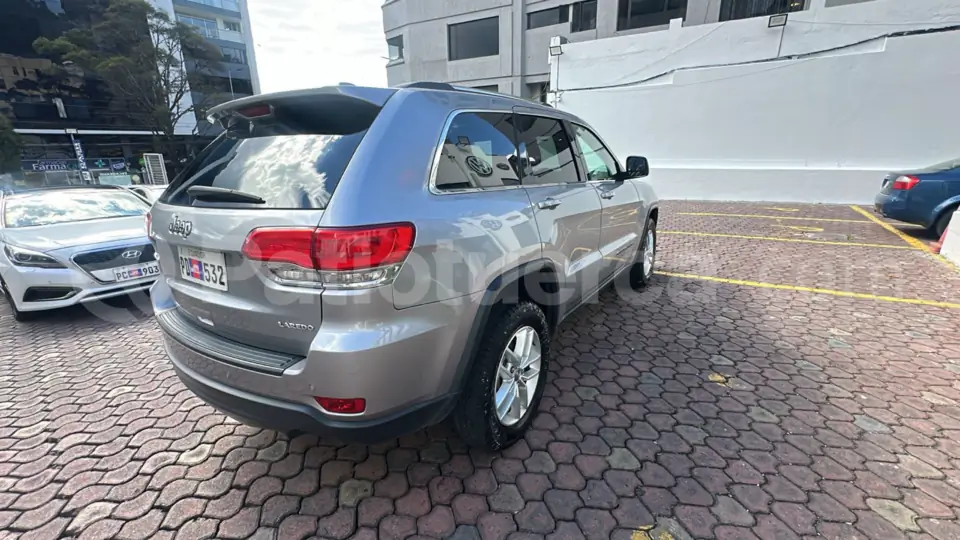 Foto 7 de Jeep Cherokee Laredo