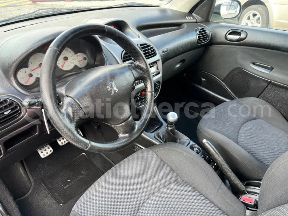 Foto 6 de Peugeot BERLINA 206 XS