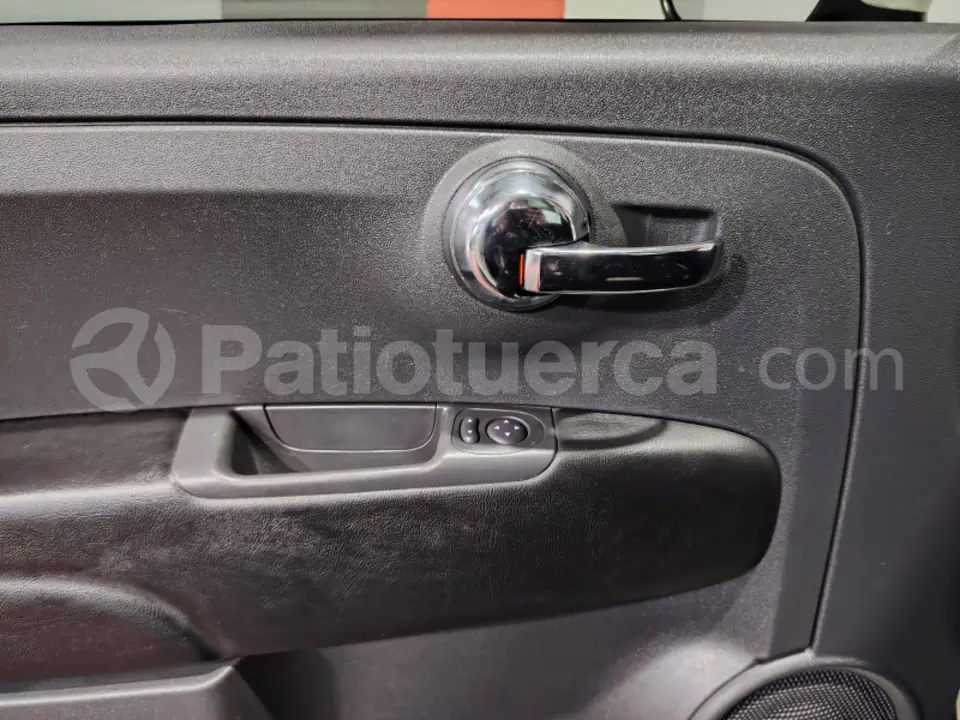 Foto 14 de Fiat 500 LOUNGE