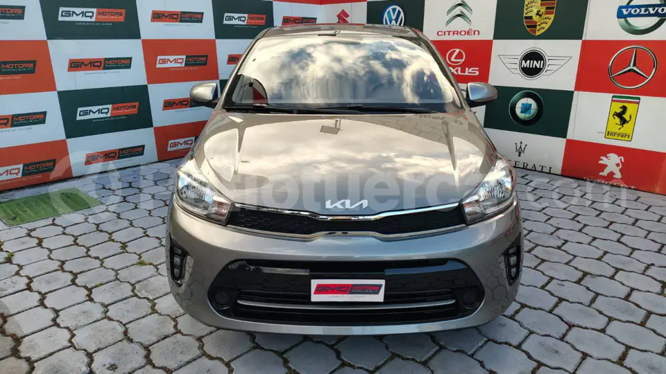 Foto 1 de Kia Soluto