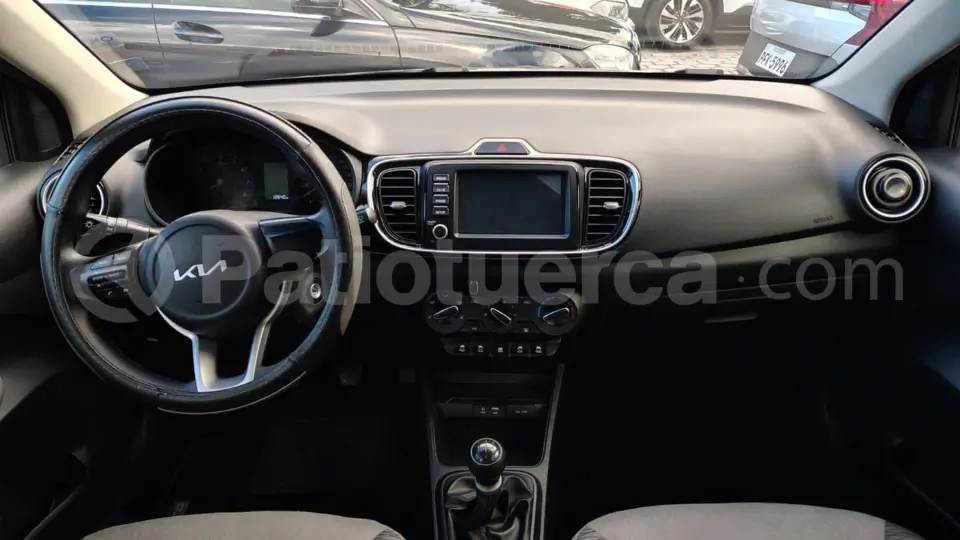 Foto 10 de Kia Soluto