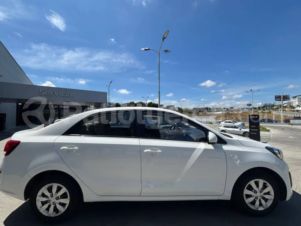 Foto 4 de Kia Soluto LX