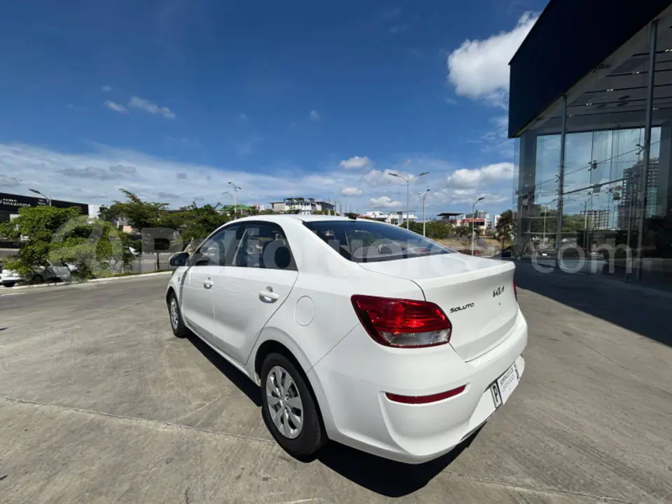 Foto 7 de Kia Soluto LX