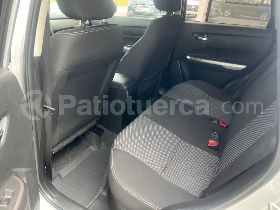 Foto 7 de Suzuki VITARA GL PLUS