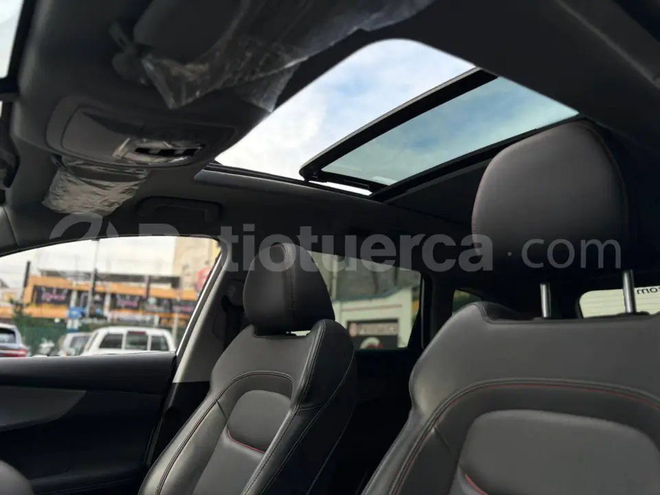 Foto 11 de Chery Tiggo 7 Luxury