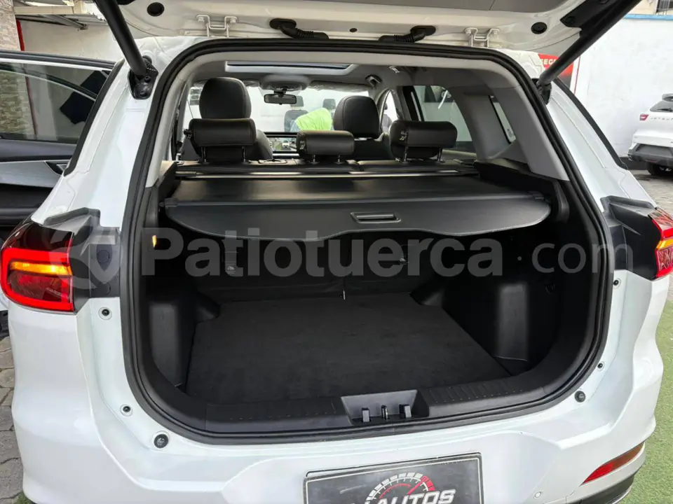 Foto 14 de Chery Tiggo 7 Luxury