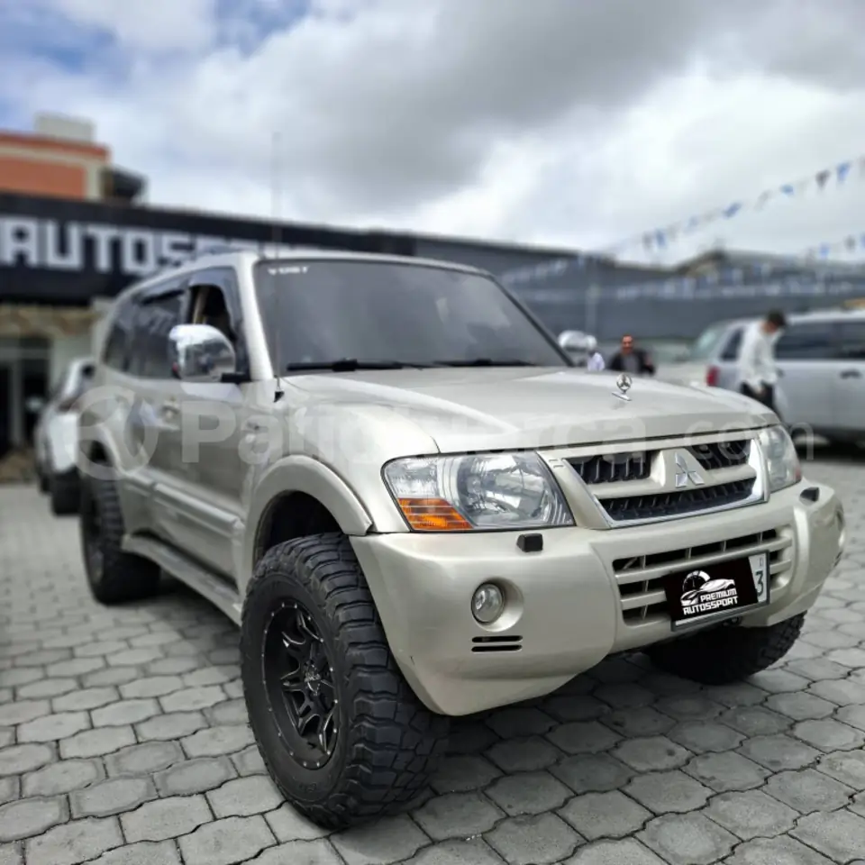Foto 1 de Mitsubishi Montero Blister