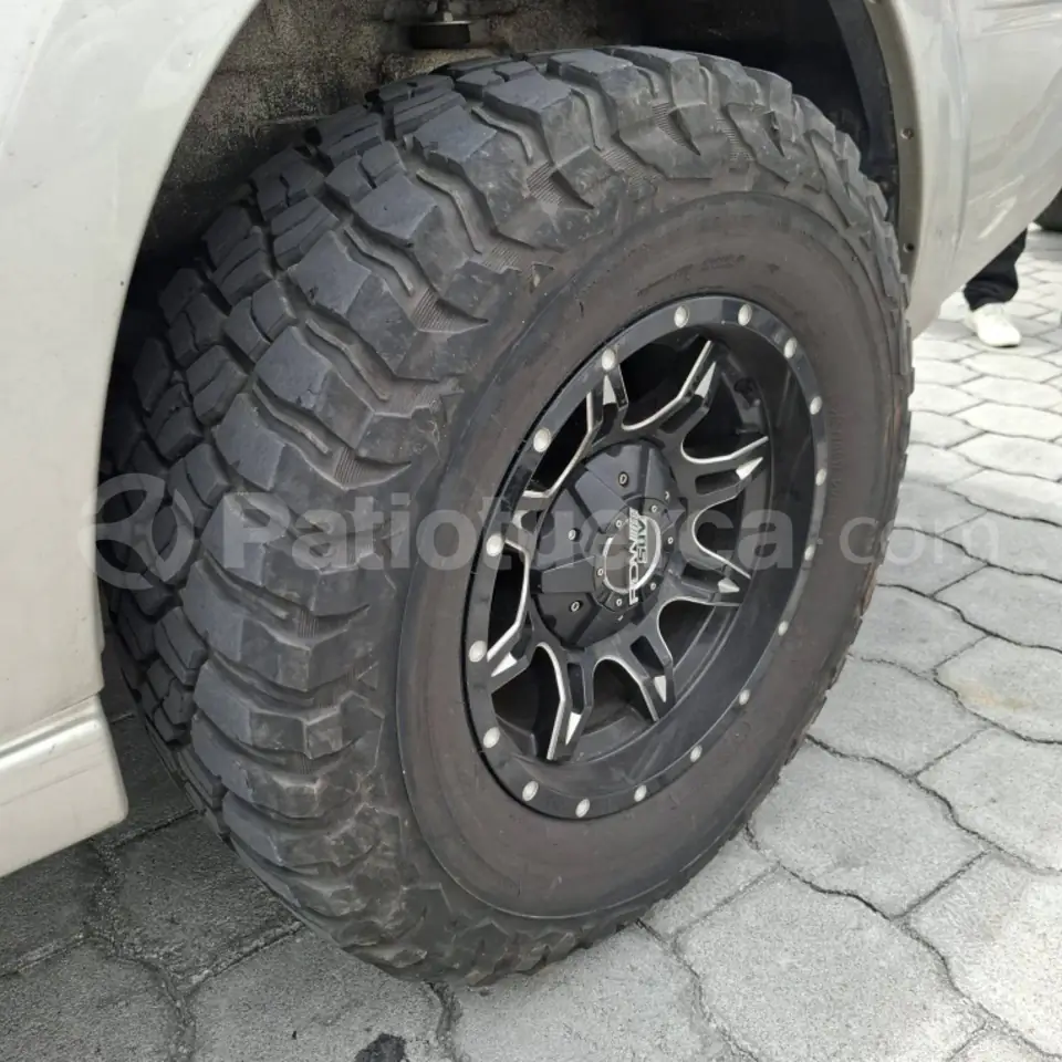 Foto 13 de Mitsubishi Montero Blister