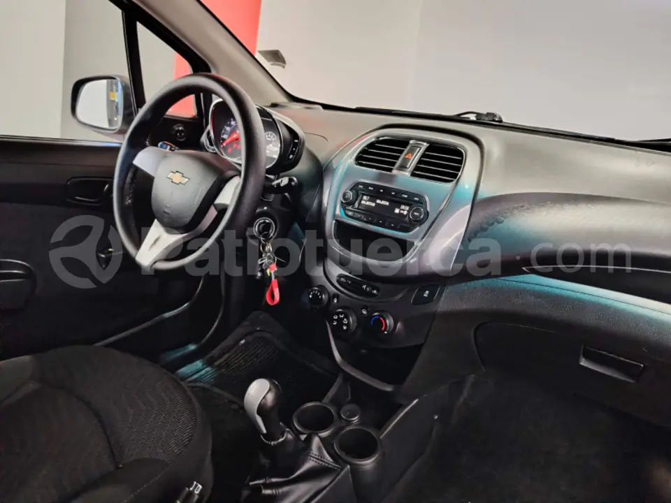 Foto 15 de Chevrolet Spark GT