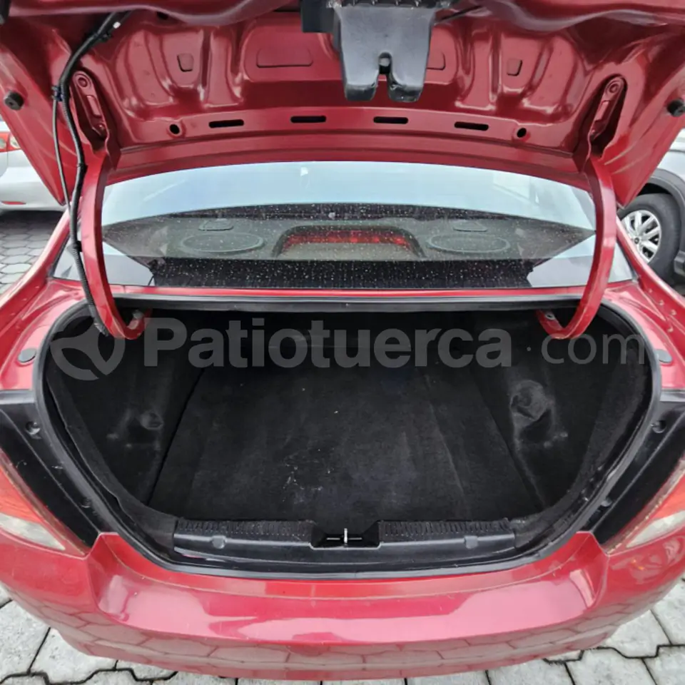 Foto 14 de Chevrolet BEAT PREMIER