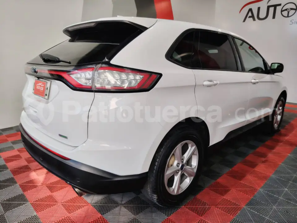 Foto 8 de Ford Edge