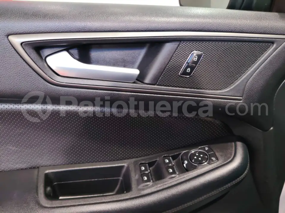 Foto 10 de Ford Edge