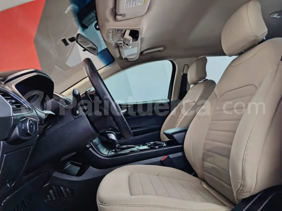 Foto 11 de Ford Edge