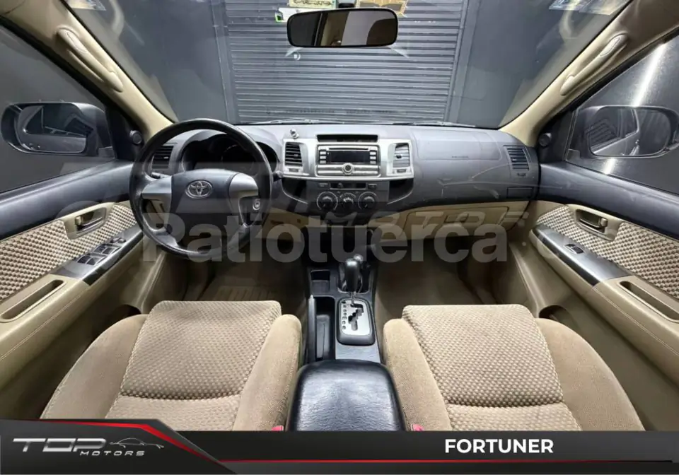 Foto 7 de Toyota Fortuner 2.7