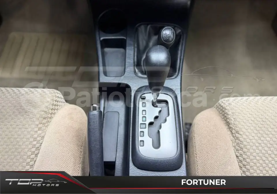 Foto 18 de Toyota Fortuner 2.7