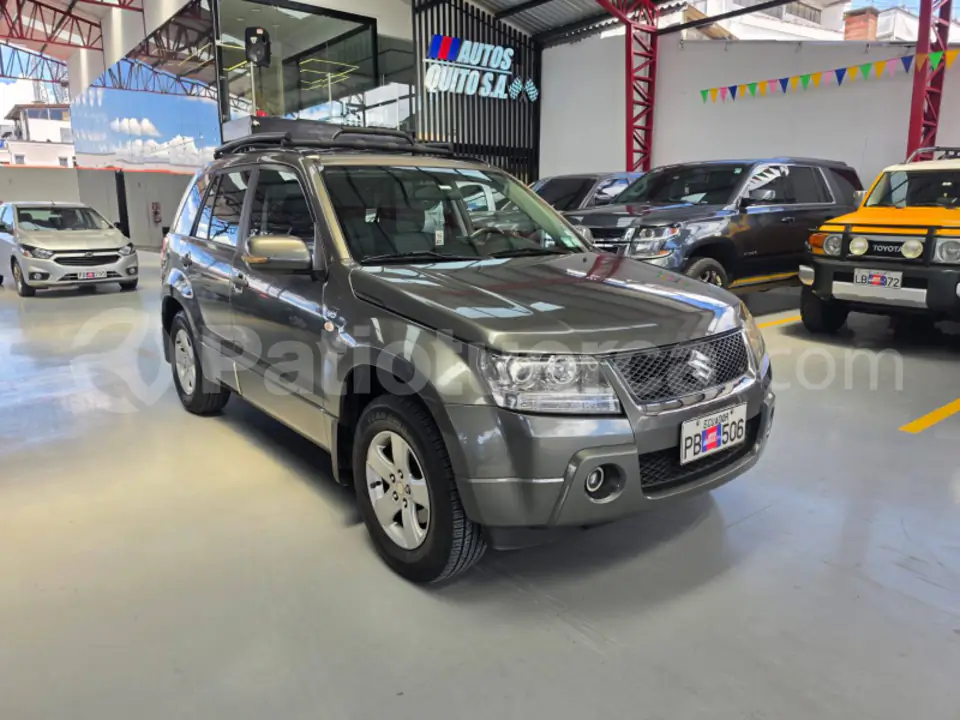 Foto 2 de Suzuki Grand Vitara SZ