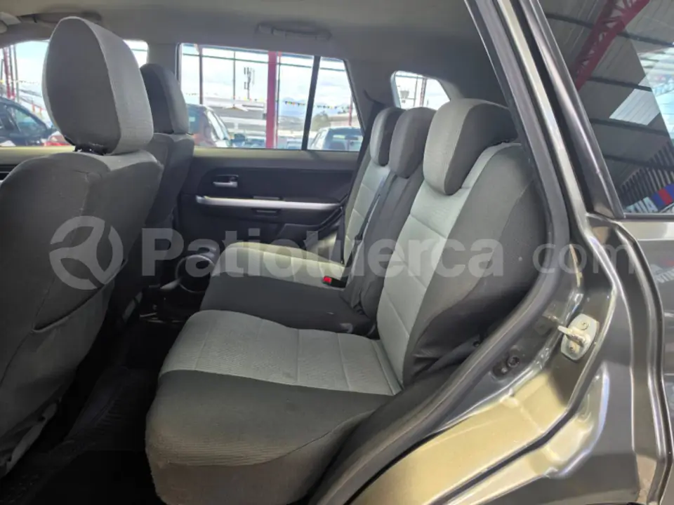 Foto 8 de Suzuki Grand Vitara SZ