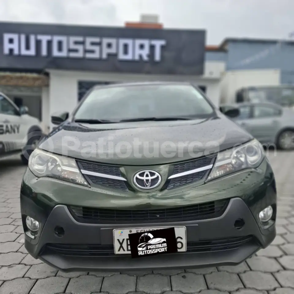 Foto 2 de Toyota NEW RAV 4