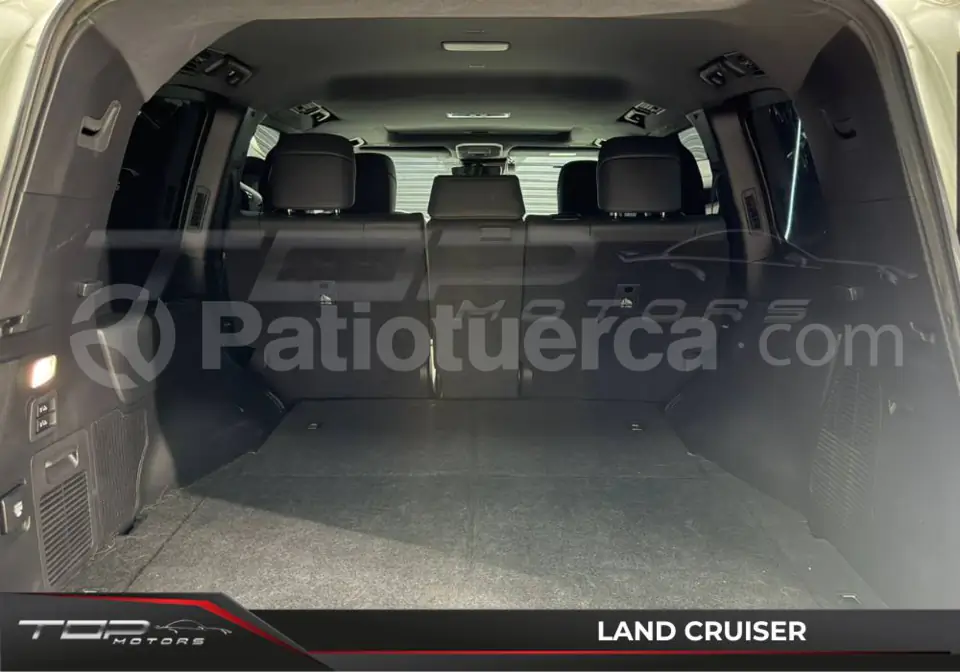 Foto 16 de Toyota Land Cruiser 300