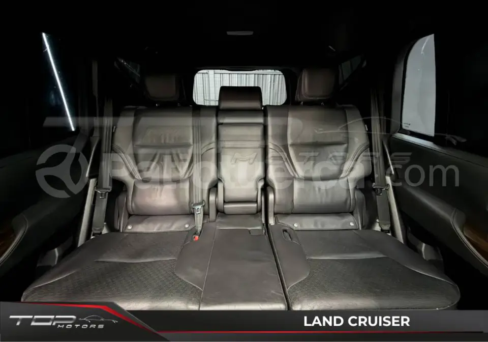 Foto 18 de Toyota Land Cruiser 300