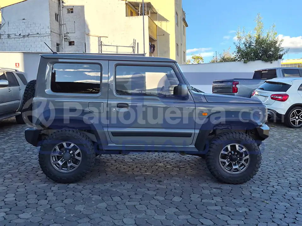 Foto 5 de Suzuki Jimny GL