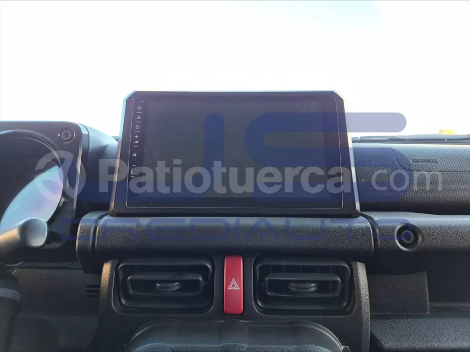Foto 10 de Suzuki Jimny GL