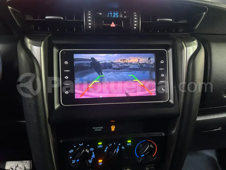 Foto 16 de Toyota New Fortuner