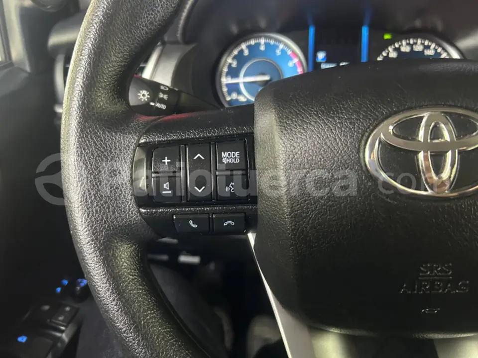 Foto 20 de Toyota New Fortuner