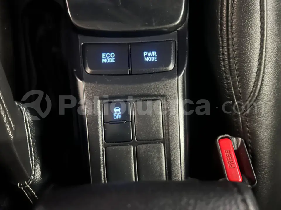 Foto 20 de Toyota Fortuner
