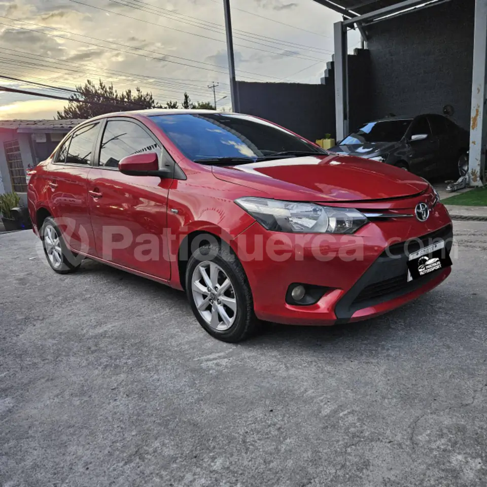 Foto 3 de Toyota New Yaris