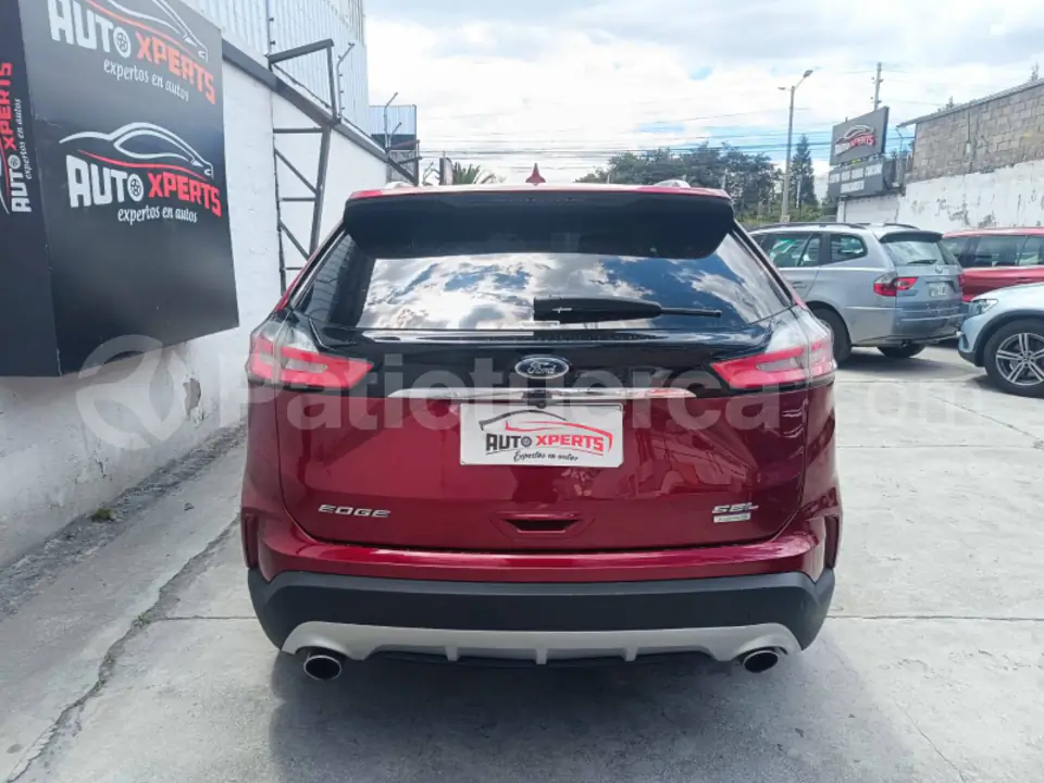 Foto 10 de Ford Edge
