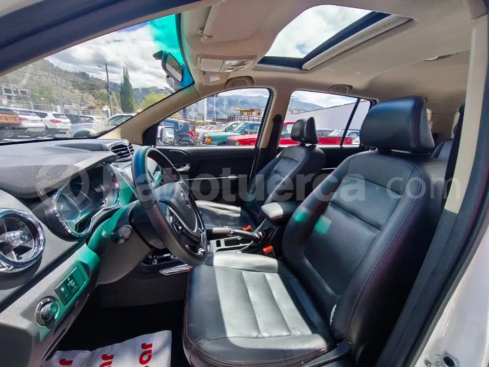 Foto 10 de Shineray MPV 750