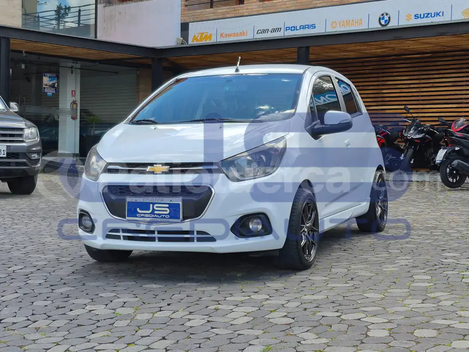 Foto 2 de Chevrolet Spark GT
