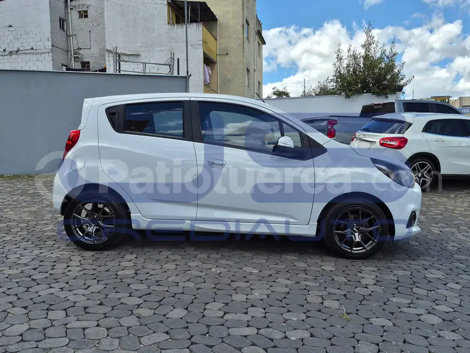 Foto 5 de Chevrolet Spark GT