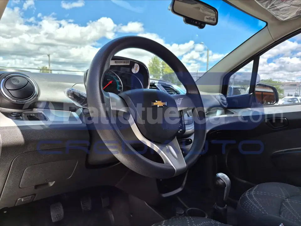 Foto 8 de Chevrolet Spark GT