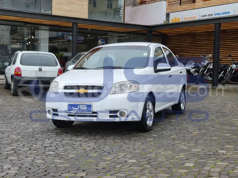 Foto 2 de Chevrolet Aveo Emotion