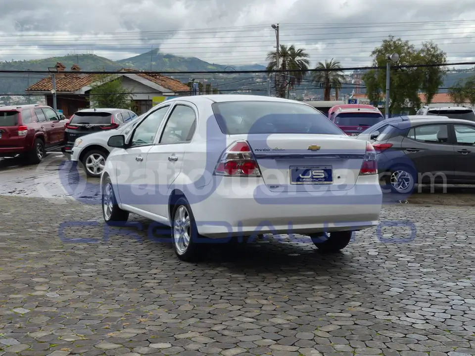 Foto 3 de Chevrolet Aveo Emotion