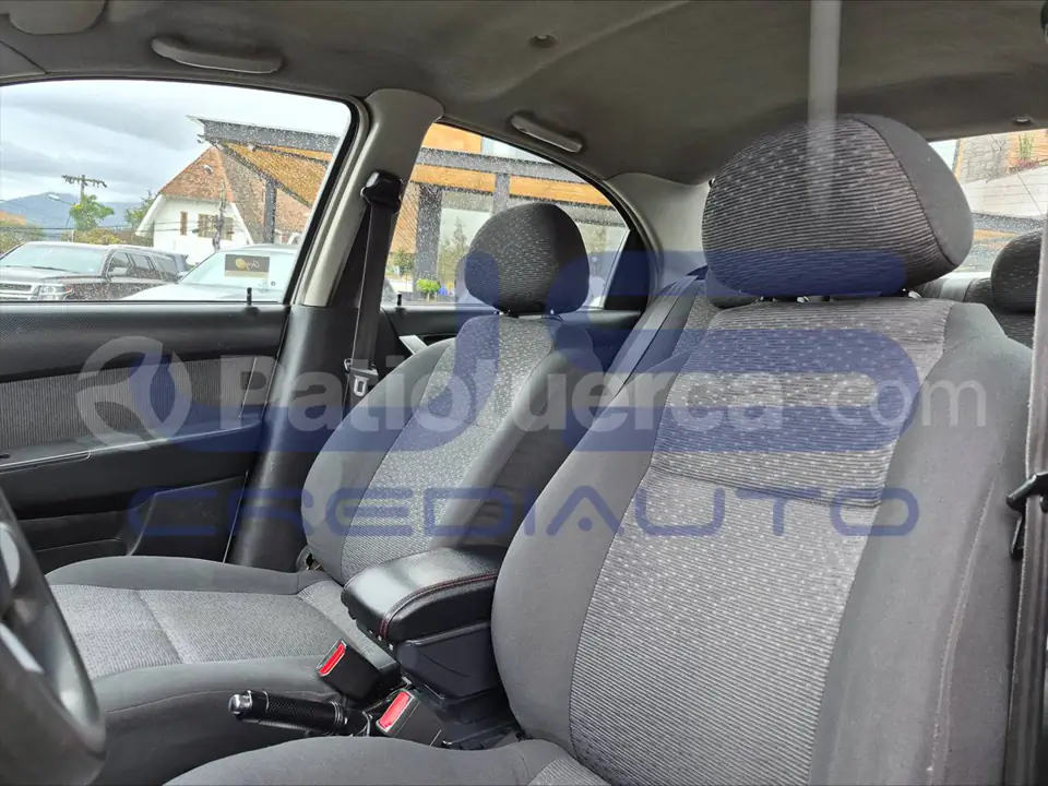 Foto 14 de Chevrolet Aveo Emotion
