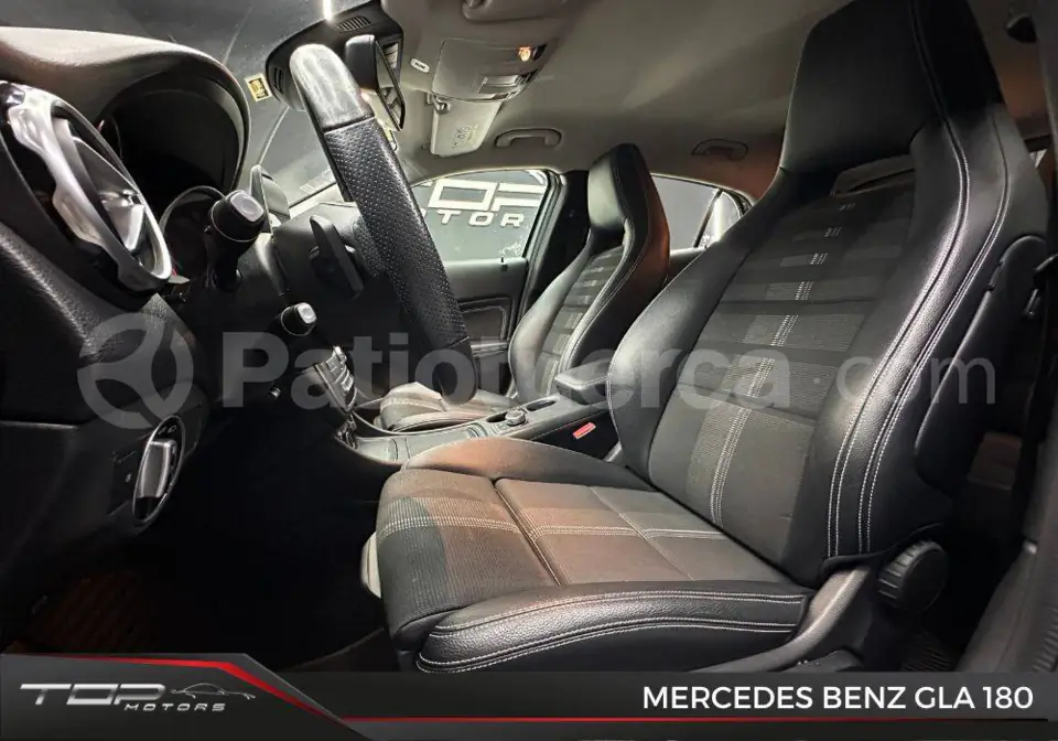 Foto 12 de Mercedes Benz GLA 180
