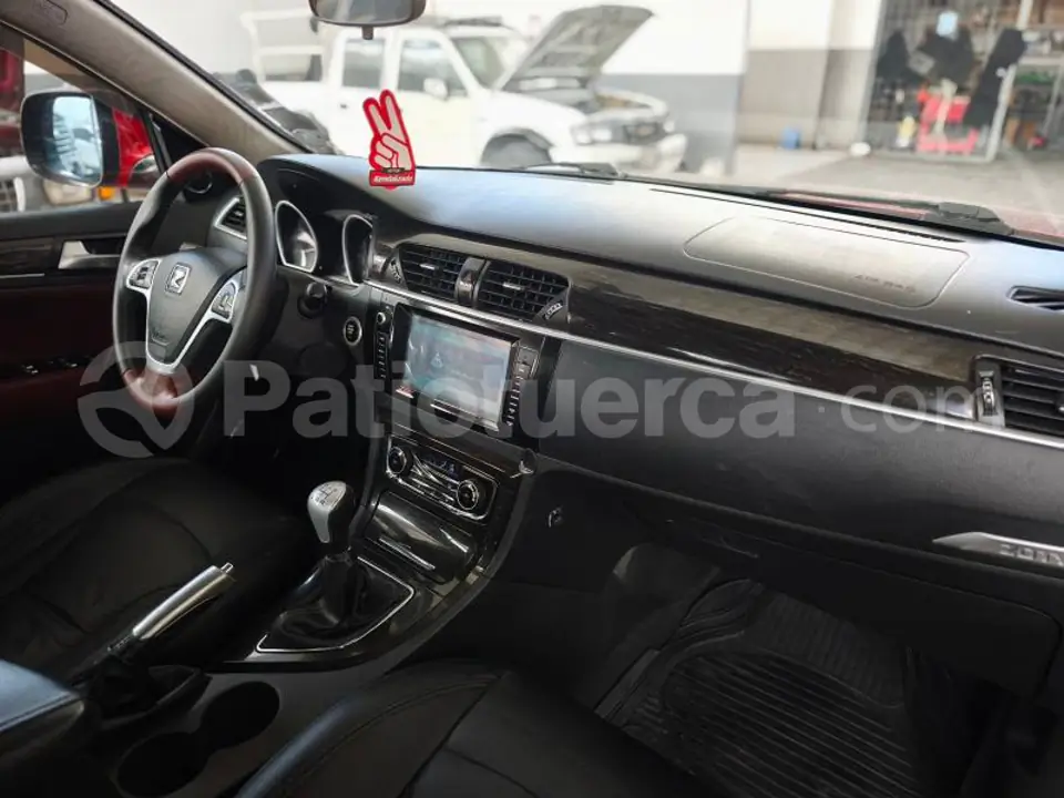Foto 9 de Zotye T600
