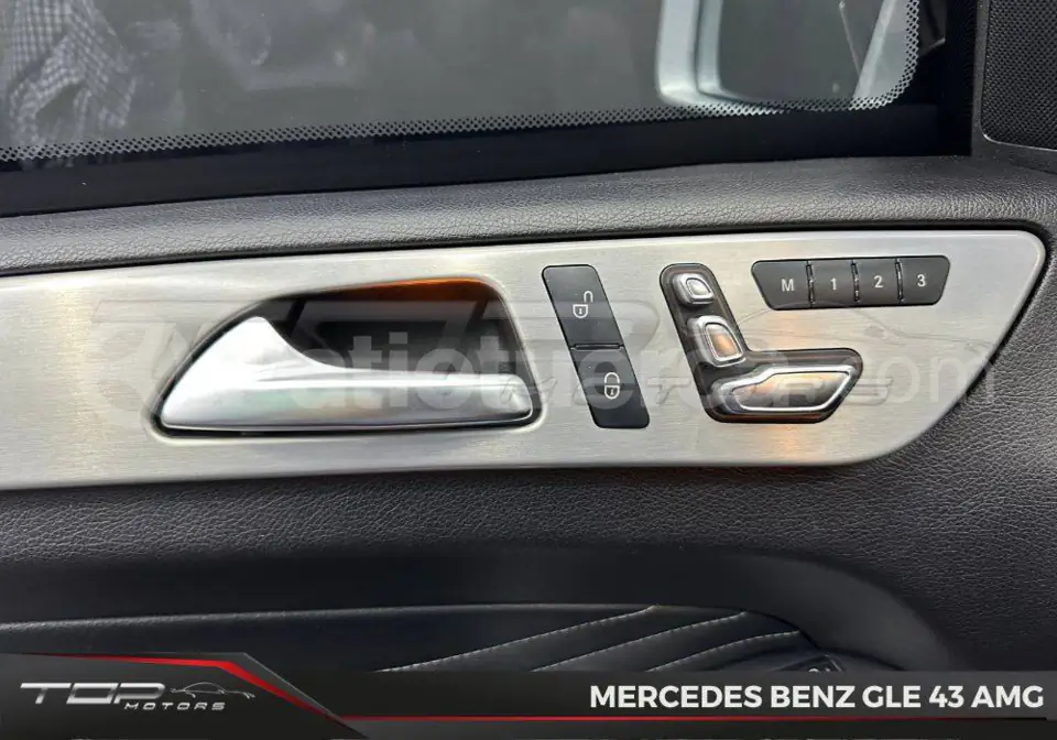 Foto 20 de Mercedes Benz GLE 43 AMG