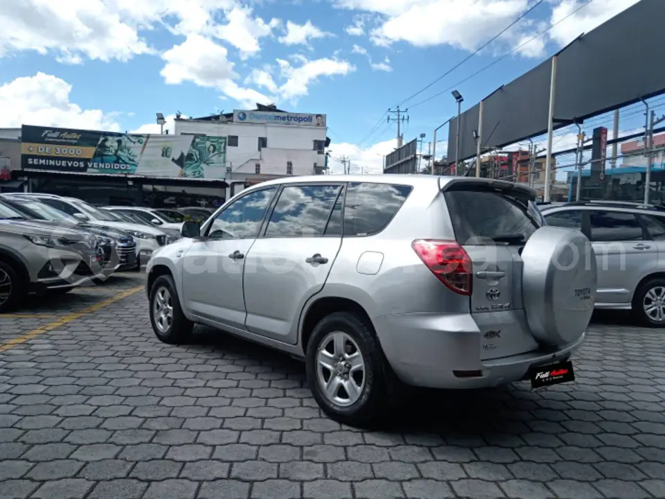 Foto 4 de Toyota RAV 4