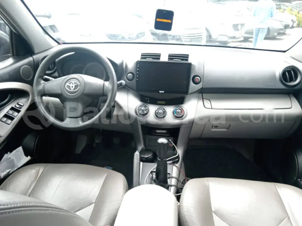 Foto 8 de Toyota RAV 4