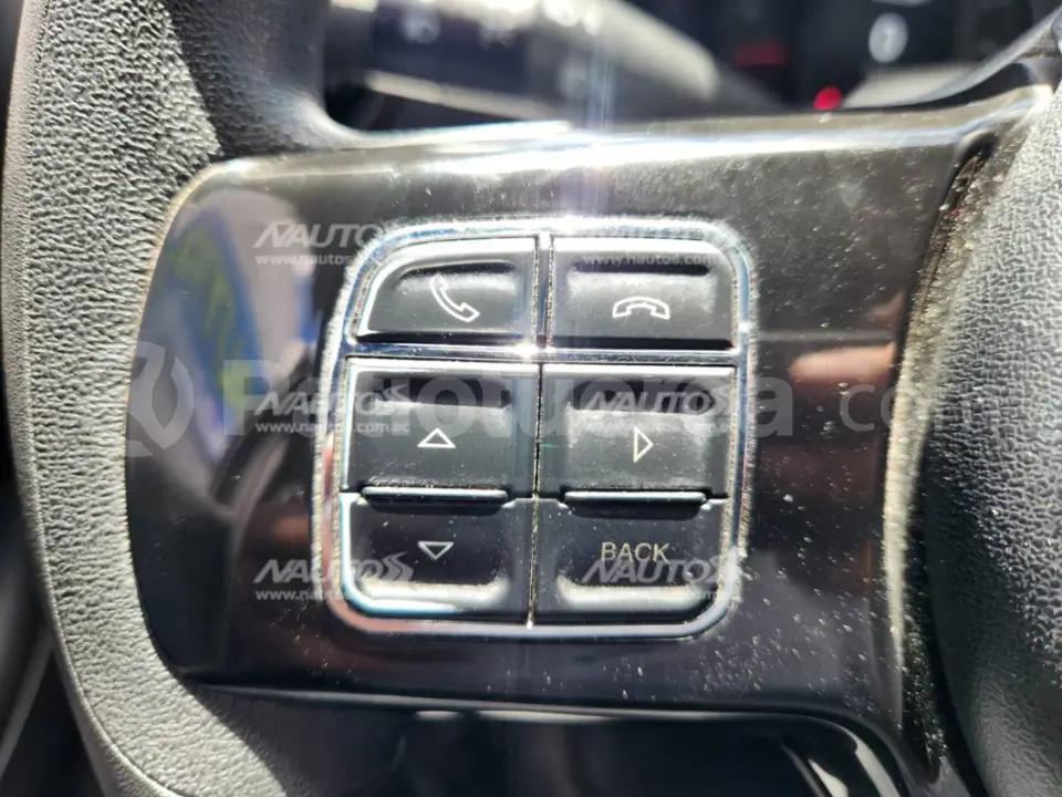 Foto 8 de Ram 700 BIGHORN