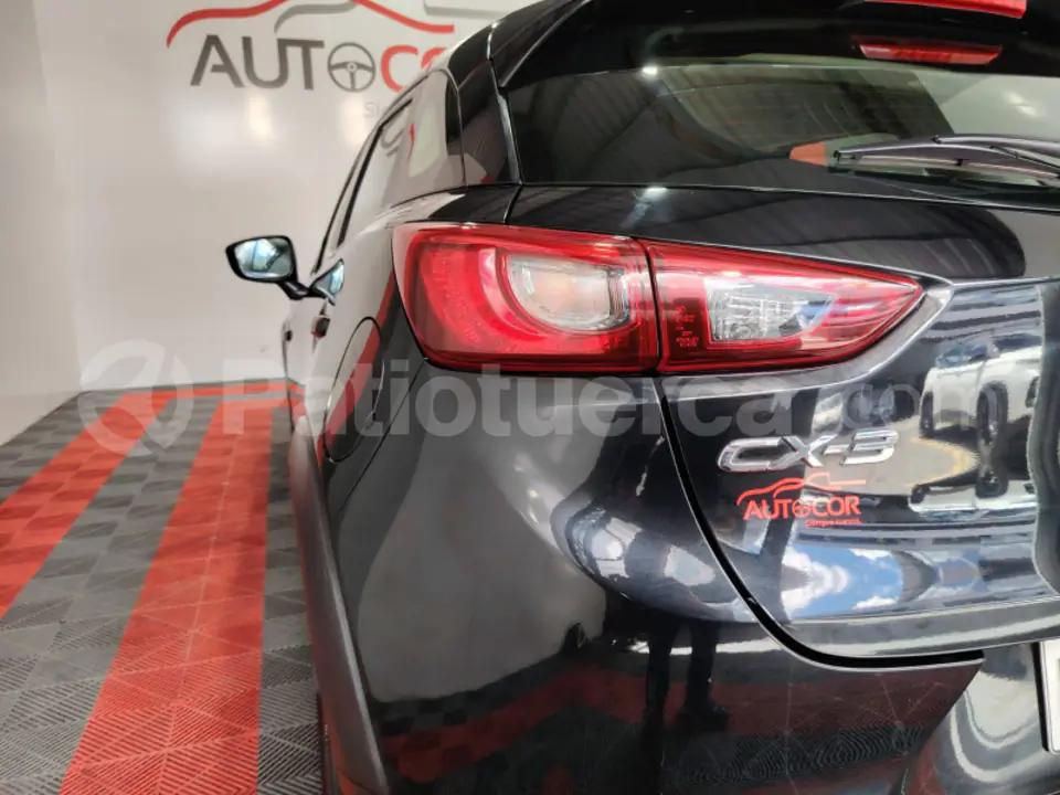 Foto 9 de Mazda CX 3 CORE