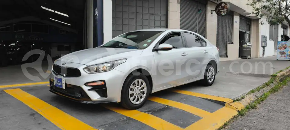 Foto 5 de Kia Cerato R