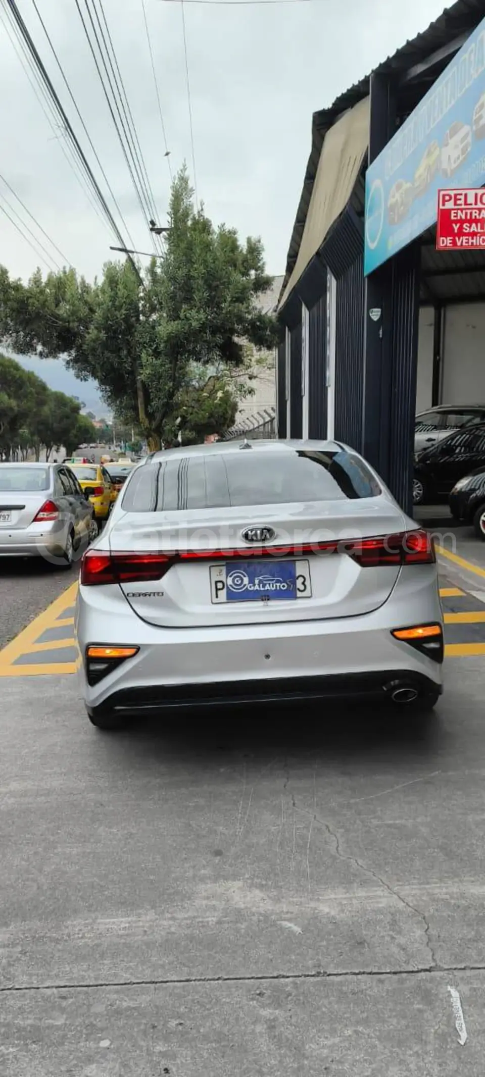 Foto 7 de Kia Cerato R